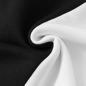 Sudadera con Capucha para Hombre, 100% Algodón, Negra y Blanca, Corte Regular, Estilo Oversize, para Invierno - Product Image 3