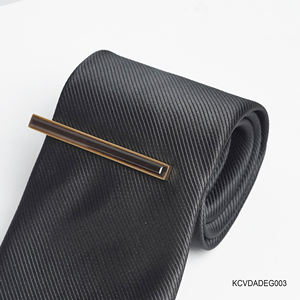 Clip de Corbata de Cuarzo Ahumado Facetado Fengshui para Hombre, Chapado en Oro de 18K Premium - KCVDADEG003 |   Colección Tinh Vu |   Vietnam - Product Image 2