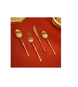 Ensemble de couverts en métal de haute qualité avec détails artistiques parfait pour les tables à manger haut de gamme et les services de restauration professionnels - Product Image 5