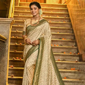 RAJVASTRA Fournisseur de saris indiens SOIE BANARASI de créateur fantaisie pour vêtements indiens et pakistanais - Product Image 1