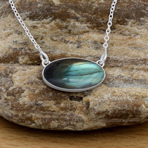 Collier pendentif en labradorite naturelle le plus vendu, argent sterling 925, ovale 8x16mm, fait main, bijoux délicats et minimalistes, cadeau pour femme - Product Image 1