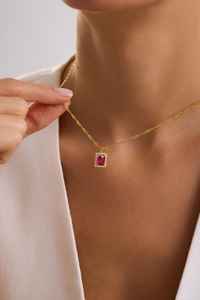 Collier personnalisé délicat avec pendentif rectangulaire en rubis baguette, en argent sterling 925 plaqué or 14 carats, cadeau - Product Image 3