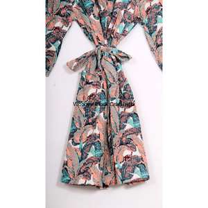 Robe longue kimono en coton biologique vintage pour femmes, tricotée, matelassée, faite à la main, mode indienne, rayée, en gros - Product Image 6