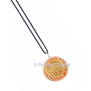 Pendentif en orgone de géométrie sacrée de la pierre de soleil - Product Image 1
