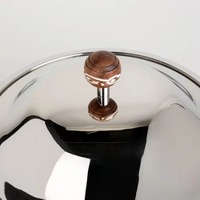 Vente en gros de casserole isolée au design arabe pour la décoration de la table de restaurant de luxe