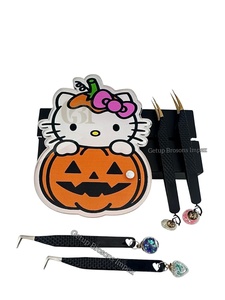 Pince à épiler pour extensions de cils avec embout doré isolé, revêtement en poudre noire à 90 degrés, avec breloques et plaque à cils, logo personnalisé, outil de beauté - Product Image 3