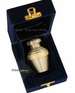 Mini urna de cremación de Metal personalizada plateada, conjunto de urna de cenizas conmemorativas personalizadas, bolsas de terciopelo, diseño moderno de 10 pulgadas - Product Image 6