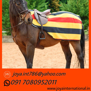 1680 D Feuille d'exercice de participation Ripstop pour cheval Couverture de demi-tapis de cheval imperméable au prix d'usine Portable - Product Image 2