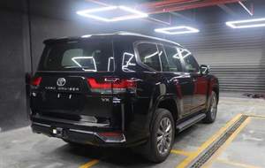 2023 modelo TOYOTA LC 300 serie VX V6 3.3L doble TURBO en - Product Image 5