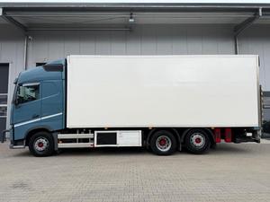 Nuovo Volvo FH420 6x2 XL Carrier Supra 950 del 2017 con trasmissione automatica a combustione interna da 315 kW (428 CV) - Unità con difetto - Product Image 5
