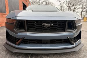 Ford Mustang Dark Horse 2024 Usado en Excelentes Condiciones, 1,300 Millas, Transmisión Manual de 6 Velocidades, Kit de Supercargador Whipple Stage 2 - Product Image 1