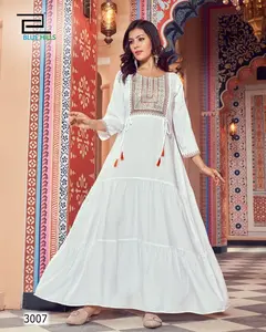 Beste Kleurencombinatie Van Kurti In Lange Jurk Anarkali Kurti Pak In Chiffon Materiaal Kant-En-Klare Koop Van De Gujarat Fabrikant