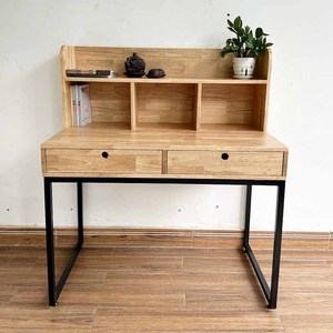 Table en bois de caoutchouc intégrée avec étagère et surface en PU, garantie 12 mois BD68088 - Product Image 4