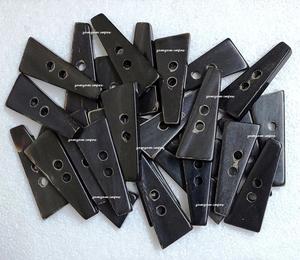 เสื้อแจ็กเก็ตทรงสามเหลี่ยมมีฮู้ดสำหรับผู้ชายและผู้หญิง, เสื้อแจ็คเก็ตทรงสามเหลี่ยมมีกระดุมเปิดปิดสีดำ - Product Image 4