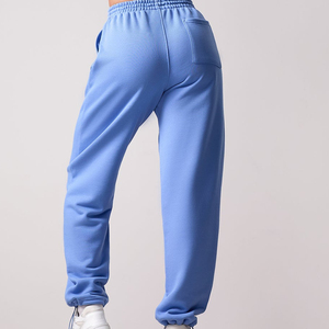 Pantalones deportivos de pierna ancha para mujer, pantalones informales de alta calidad, material suave y transpirable, ropa cómoda de ajuste relajado para uso diario - Product Image 4