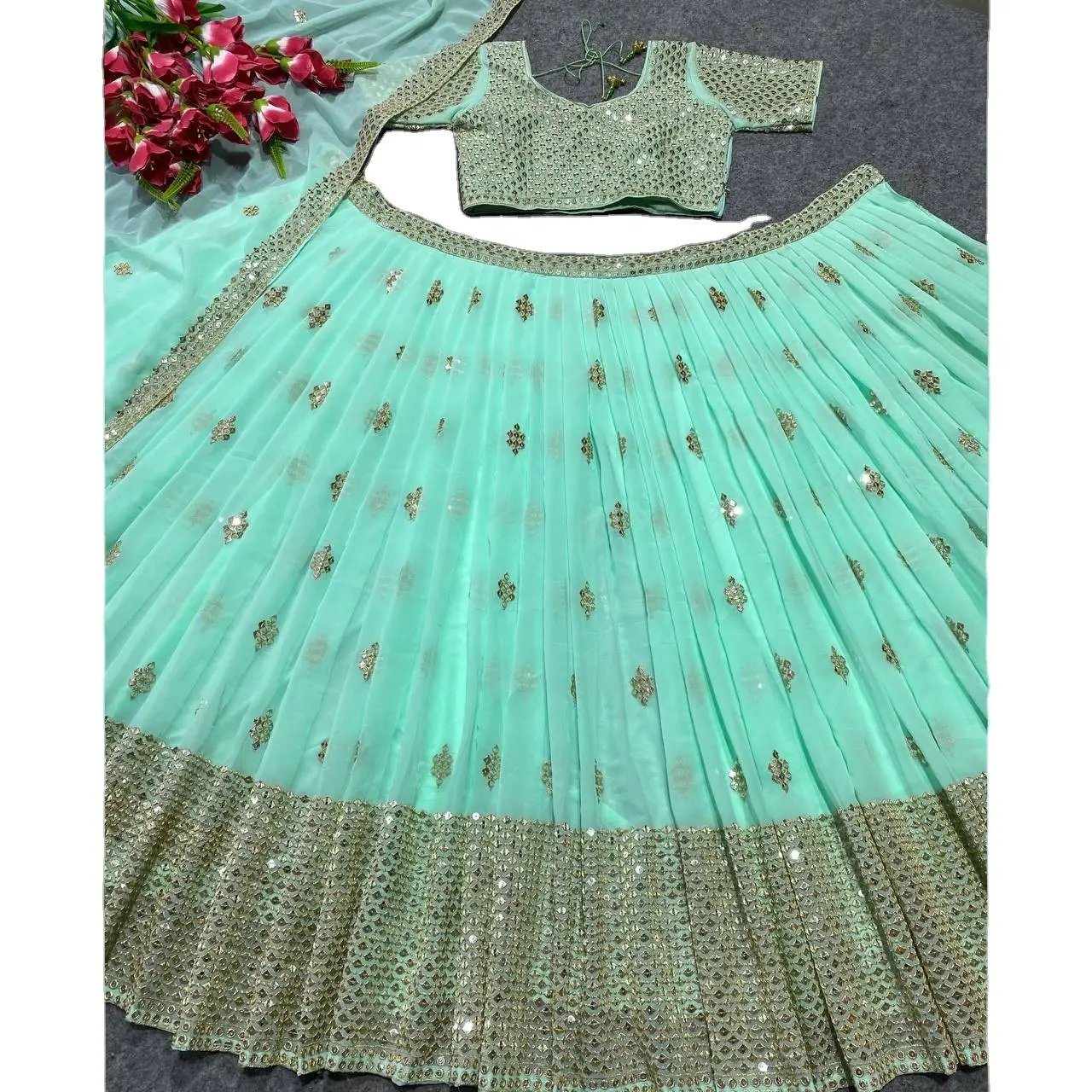 פולפרי עבודה רקמה lehenga choli עבור שמלת כלה לייצוא ברחבי העולם מיצואן הודי