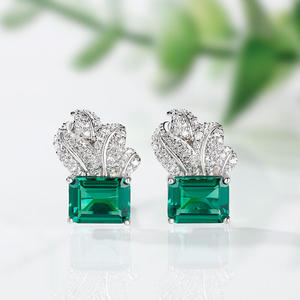 Boucles d'oreilles pendantes Jeulia plaquées or vintage avec perles d'améthyste et accents de diamants - Product Image 5