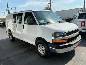 Chevrolet Express 2018 d'occasion 3500 - Product Image 6