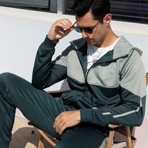 เสื้อกันหนาวมีฮู้ดระบายอากาศได้ดีเป็นมิตรกับสิ่งแวดล้อมพิมพ์ลายสีพื้นเสื้อกันหนาวแบบหนาสำหรับฤดูหนาวน้ำหนักเบาทำจากพลอยเทียม - Product Image 4