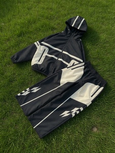 Ensemble de survêtement pour homme de qualité supérieure, tissu doux et respirant, vêtements de sport pour la salle de sport, la course à pied, style décontracté confortable, coupe moderne, coutures durables - Product Image 6
