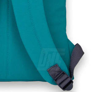 Sac à dos multi-poches avec fermetures éclair solides et sangles confortables pour la randonnée, le voyage ou l'école. - Product Image 6