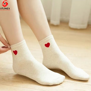 Chaussettes de sport à logo personnalisé les plus vendues, longueur mi-mollet, de haute qualité, séchage rapide, respirantes, décontractées pour l'automne, en élasthanne/coton - Product Image 3