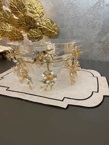 แท่นวางช็อคโกแลตออกแบบลายดอกไม้พร้อมแท่นวางช็อคโกแลตขัดเงาสีทองสำหรับเสิร์ฟช็อคโกแลตและของหวานที่เสิร์ฟบนโต๊ะ - Product Image 4