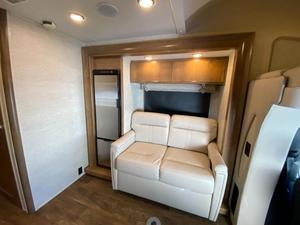Motohome Tiffin Wayfarer 24 T-W d'occasion 2020 prêt à la vente - Product Image 4