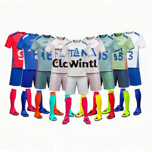 Vente en gros Maillot de football Conception personnalisée Maillot de football d'entraînement d'équipe sportive Ensemble complet d'uniformes de football pour hommes et femmes avec chaussettes - Product Image 3
