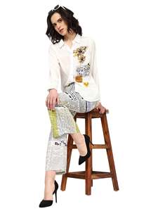 Conjunto de poliéster estampado multicolor para mujer con top de cuello camisero y diseño de manga larga combinado con pantalones a juego - Product Image 4