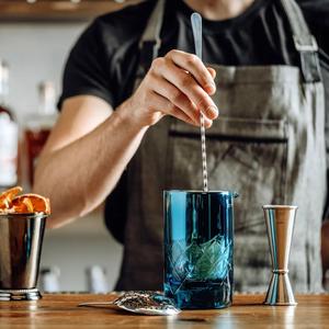 Jigger à double face en cuivre de qualité supérieure, mesure de précision pour cocktails, design élégant, équilibre parfait pour une utilisation professionnelle au bar - Product Image 6