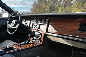 Chevrolet Corvette Coupé de 1984, occasion, sans réserve, environ 62 200 miles, moteur V8 de 5,7 litres, toit amovible - Product Image 4