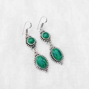 Boucles d'oreilles en malachite multi-pierres, plaquées argent 92,5, boucles d'oreilles pendantes faites à la main, bijoux bohèmes en cristal, boucles d'oreilles en pierres précieuses vertes - Product Image 2