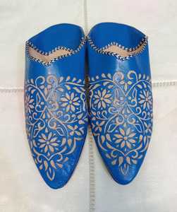 Pantuflas Babouche de Cuero Marroquí Hechas a Mano de Primera Calidad al por Mayor, con Patrón en Relieve, Zapatos Árabes Tradicionales, Mules Planos, Varios Colores - Product Image 2