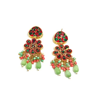 Ensemble de collier long en pierre Monalisa vert menthe Meenakari Kundan pour les occasions de mariage - Product Image 4