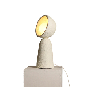 Hot Selling Living Room Bedroom Bedside Table Lamp Highest Quality Metal Hat Designer AC/DC Powered European Design Stylish Lamp - Product Image 5