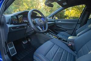 Volkswagen Golf R 2023, 315 HP, Turbo de 4 Cilindros, Tracción en las Cuatro Ruedas (AWD), Automático, Hatchback - Product Image 4