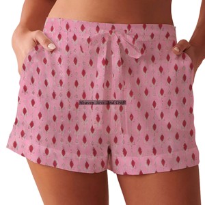 Shorts à imprimé floral pour femmes, taille élastique, cordon de serrage, pantalon de nuit, short d'été pour la maison, décontracté - Product Image 1