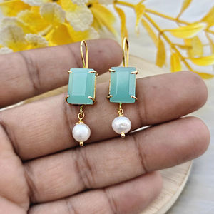 Pendientes colgantes chapados en oro, con calcedonia acuática y perla redonda, ligeros, para fiestas. - Product Image 2