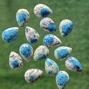 Cabochon Jaspe Naturel K2 Forme de Poire Cristal Blanc Quartz Pierres Précieuses Dos Plat Calibré Lâche pour Bijoux Fourniture en Vrac - Product Image 2