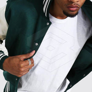 Chaqueta Letterman Personalizada de Algodón y Poliéster con Cuello Alto, Logotipo Frontal, Manga Larga, Transpirable y de Alta Calidad para Hombre, Servicio OEM - Product Image 5