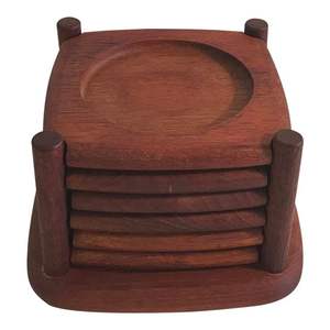 Sous-verres en bois de qualité supérieure avec des motifs antiques complexes pour des arrangements de table sophistiqués - Product Image 5