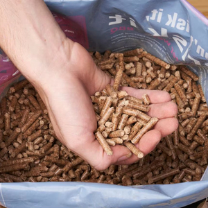 Suministro de fábrica, pellets de madera para quemar, calentamiento de 6mm-8mm de diámetro, DIN PLUS, diseño europeo, embalaje de bolsa de astillas de leña - Product Image 1