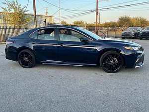 Toyota Camry XSE AWD Sedán 2022, 4 Puertas, Manual, 4 Velocidades, 36,908 Millas, Interior Claro, Motor Turbo, Cámara Trasera, Tamaño de Neumáticos R18 - Product Image 2