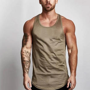 Camiseta sin mangas de gimnasio transpirable de alta calidad para hombre, logotipo personalizado, ajuste muscular, punto acanalado con decoración de insignia, secado rápido - Product Image 3