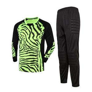 Camiseta de fútbol de manga larga para hombre, nuevo diseño, sublimación en blanco, uniforme de portero y árbitro de fútbol, conjuntos de chándal para adultos - Product Image 5