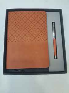 Agenda de Cuero PU Tamaño A5 2026 con Bolígrafo, Set de Regalo Empresarial Navideño, Hecho a Mano, Venta al por Mayor del Fabricante - Product Image 5