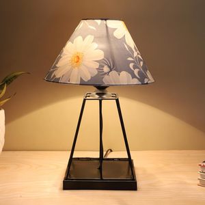 โคมไฟตั้งโต๊ะตกแต่งลายบั้งโคมไฟเรซินสำหรับห้องนั่งเล่น - Product Image 1