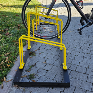 Support de stationnement pour vélos en acier Five Eco 187 x 40 cm, réglable pour 4 vélos de route - Product Image 4
