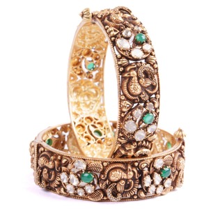 Ethnic Gajaah 925 Sterling Silver Maharani Polki & Emerald Peacock Single Bangle <b>Kada</b> For Women Bridal Jewellery - Product Image 3